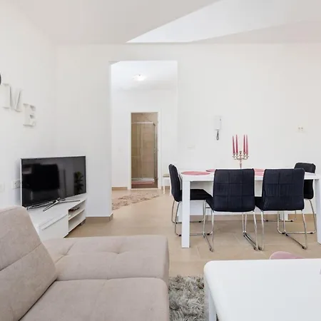 Apartman Miho Апартаменты Млини