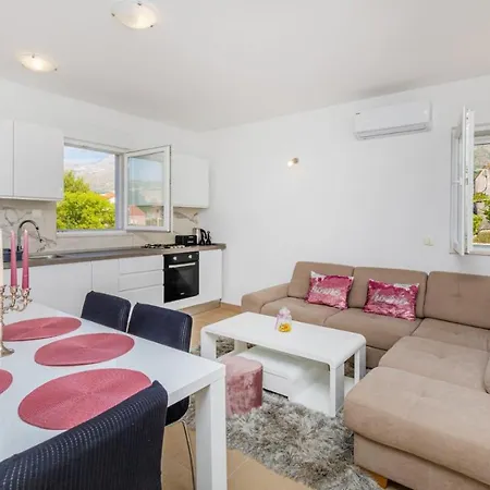 Apartman Miho Апартаменты *